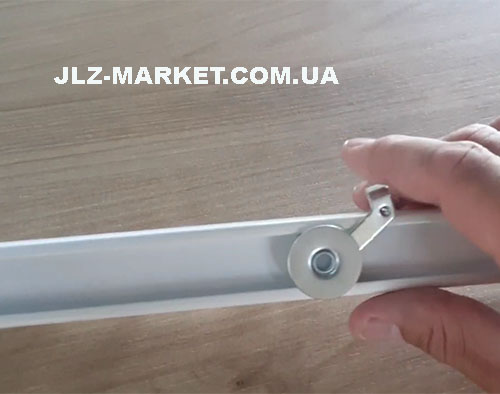 Кронштейн для крепления автоматической шторы Dooya Кронштейн для крепления автоматической шторы Dooya
