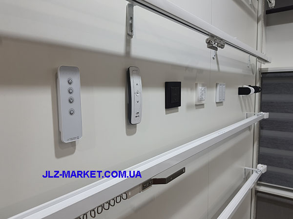 Карниз Somfy на батарее Карниз Somfy на батарее