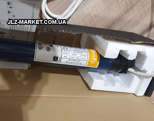 Автоматические рулонные шторы Somf Sonesse