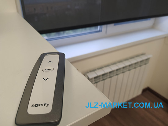 Пульт для управления шторами Somfy на акумуляторе